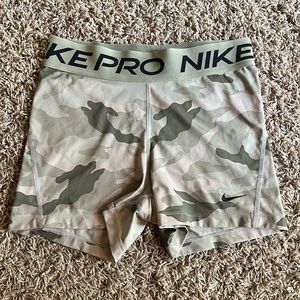 Nike Pro Camo Spandex